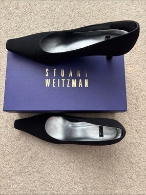 Stuart Weitzman Black Pointed Kitten Heel Pumps